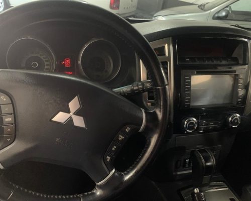 Mg-Car-Veiculos-Pajero-hpe-Full-3.2-4x4-15-16 (10)