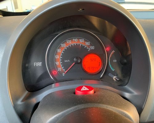 FIAT uno vivace 1.0 flex completo 2012